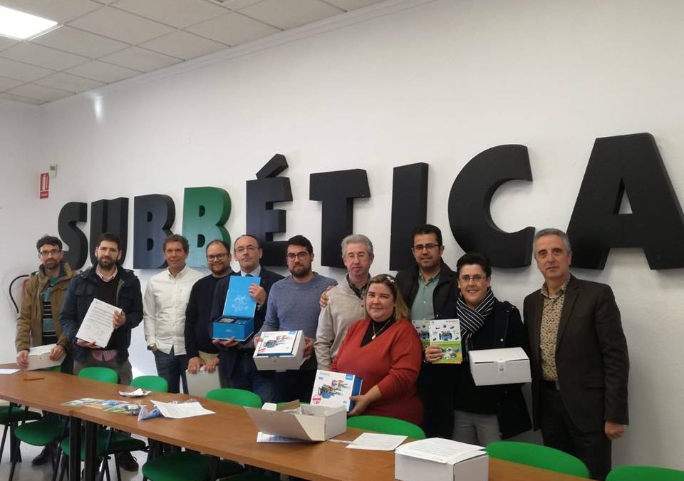 Plan especial para la dotación equipos de robótica en los centros Guadalinfo 2018 1